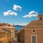 Lumineux T3 Avec Vue Dans Le Centre Historique * Sainte-Maxime