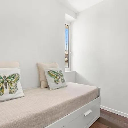 Lumineux T3 Avec Vue Dans Le Centre Historique Apartmán